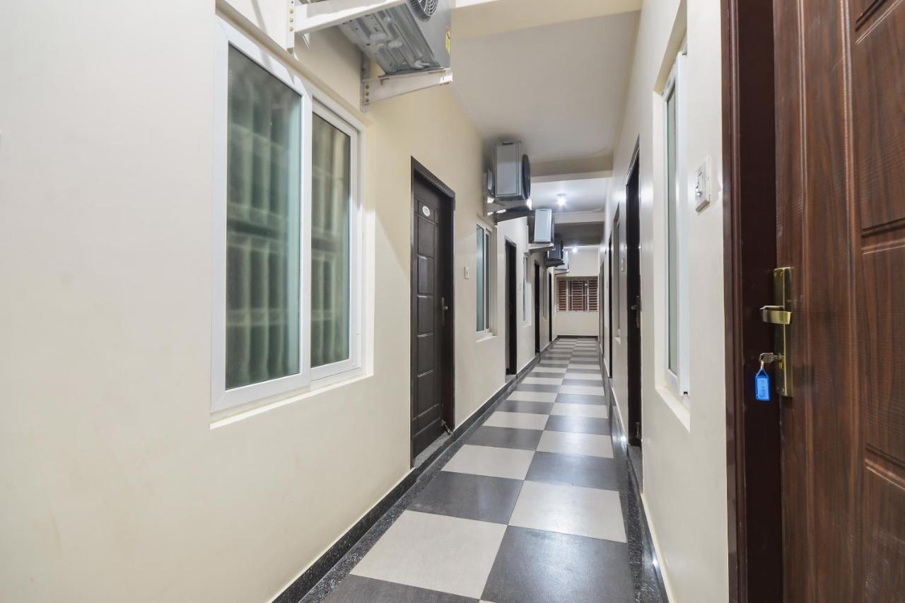 Hotel Oyo 70250 Royal Residency Nāmakkal Esterno foto